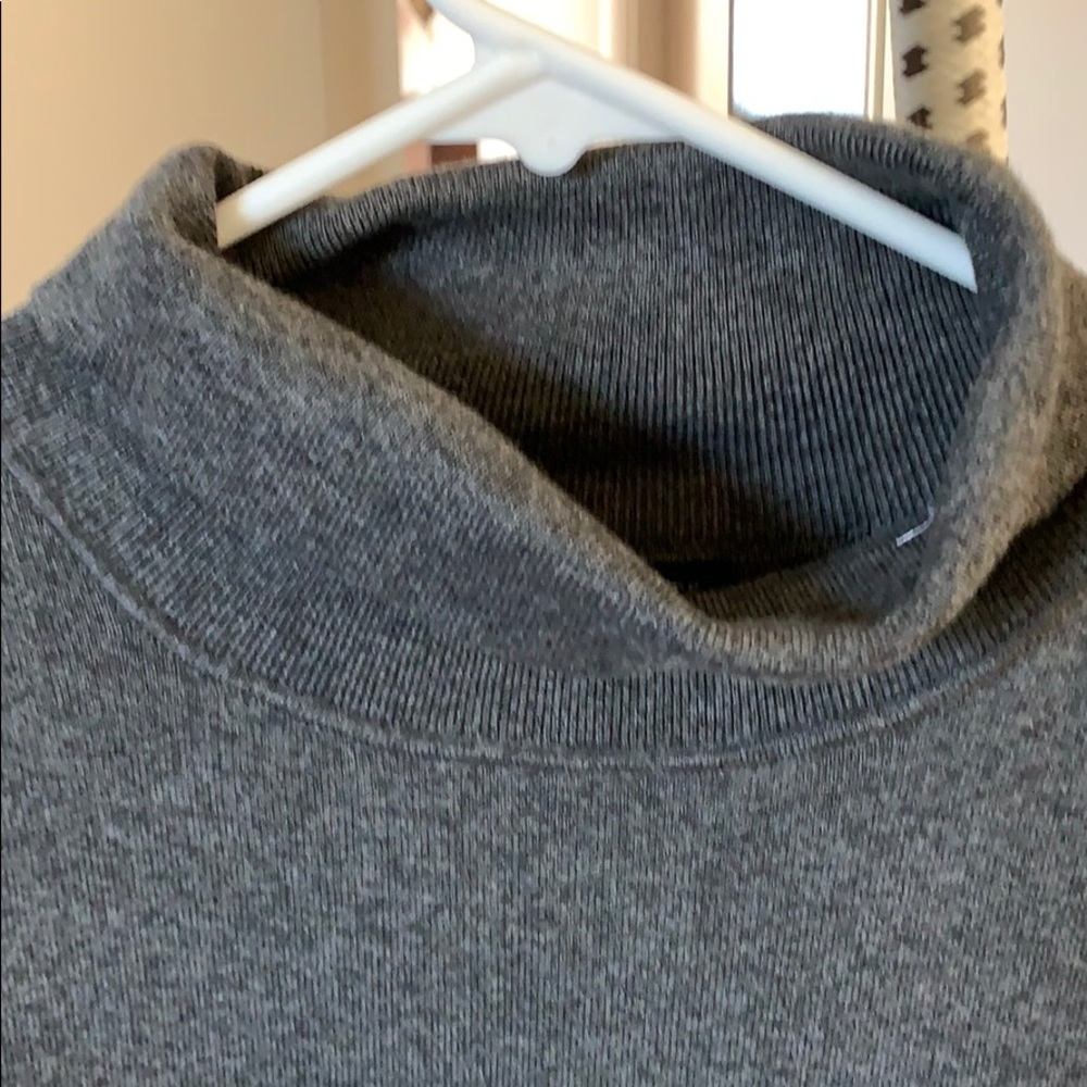 Talbots Grey Turtleneck Shell - Picture 2 of 6